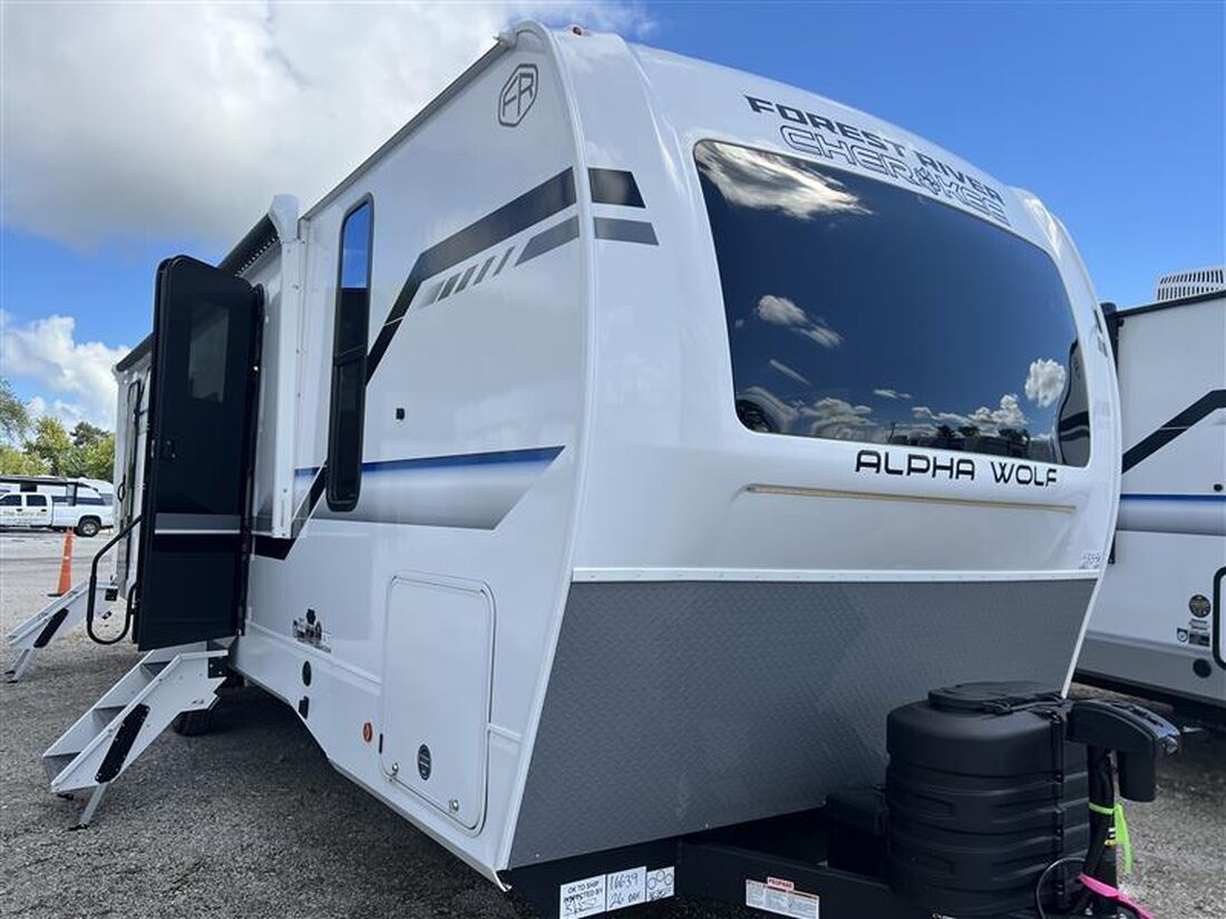 Tri City RV | Michigan RV Dealer for Cherokee, Grey Wolf, Salem & FSX ...