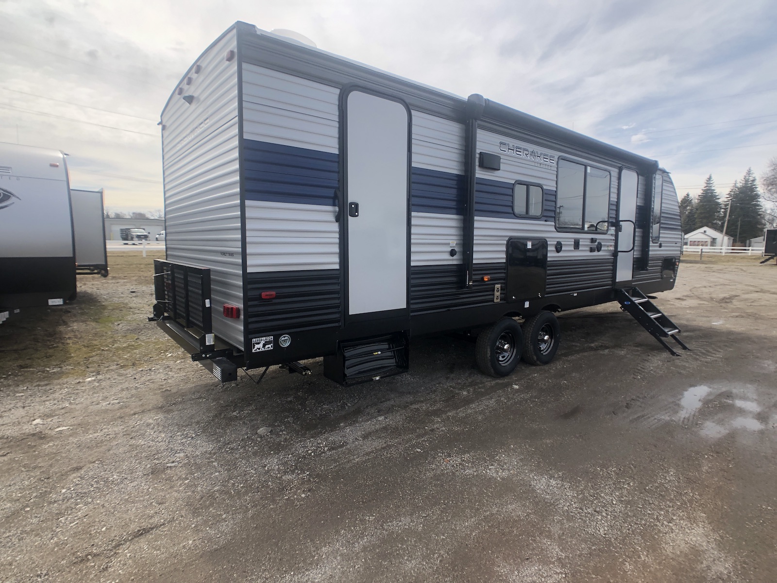 Bunkhouse Travel Trailer For Sale - travel cubes au Best Bunkhouse Travel Trailers Under 6000 Lbs